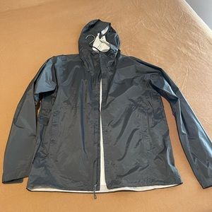 Patagonia Rain jacket NWOT